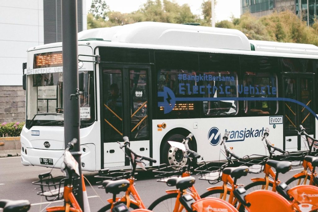 bus min