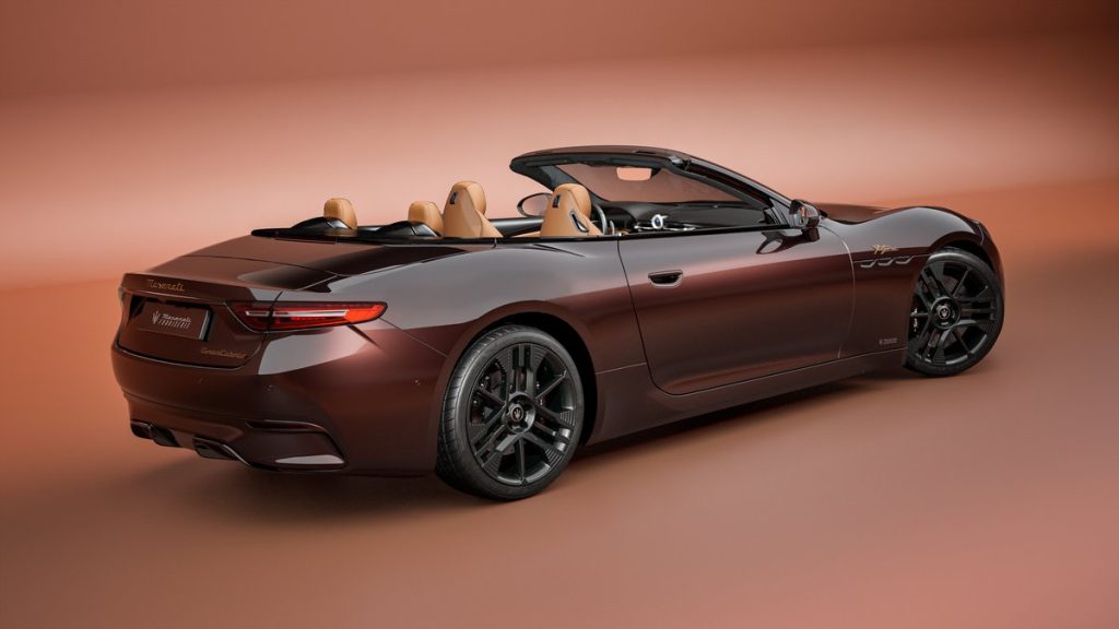 maserati launches its first 100 percent electric luxury convertible (7)