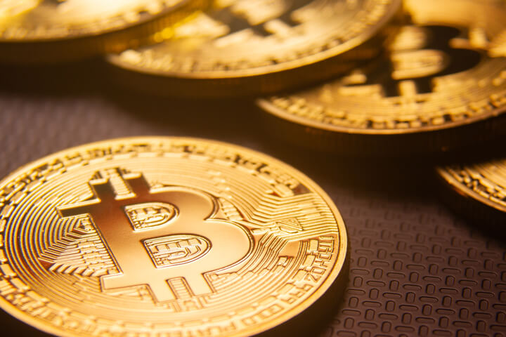 bitcoin hits new high amid ukraine russia tensions