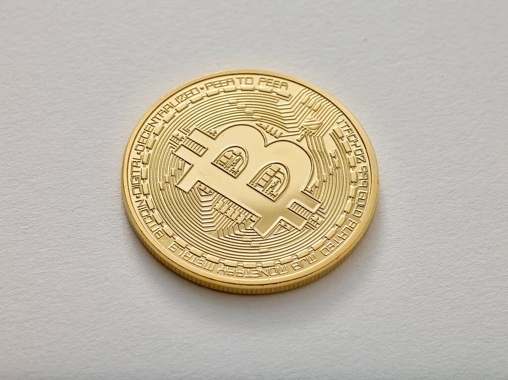 bitcoin hits new high of 100,000 post trump election