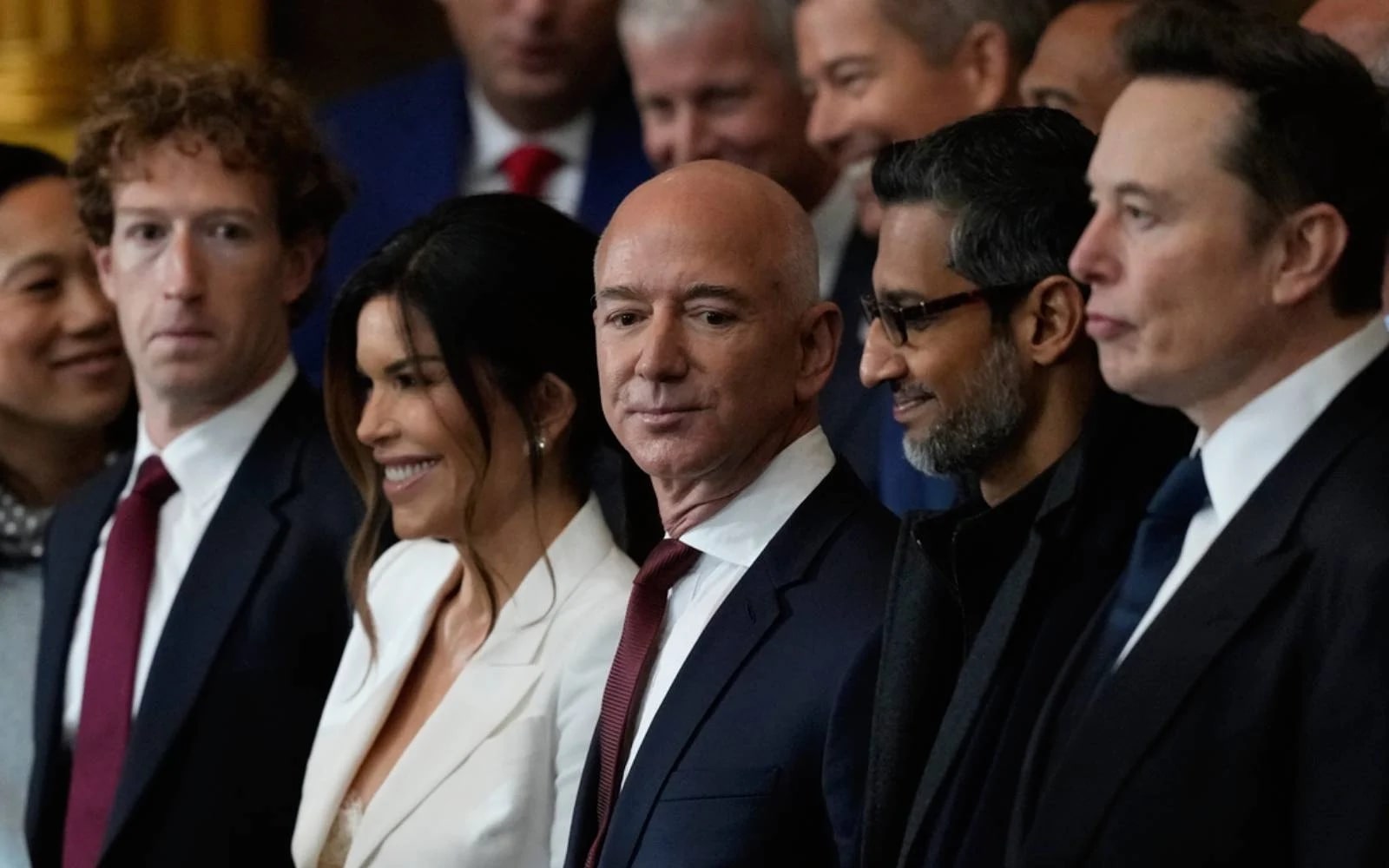 billionaires, business leaders flock to trump's inauguration