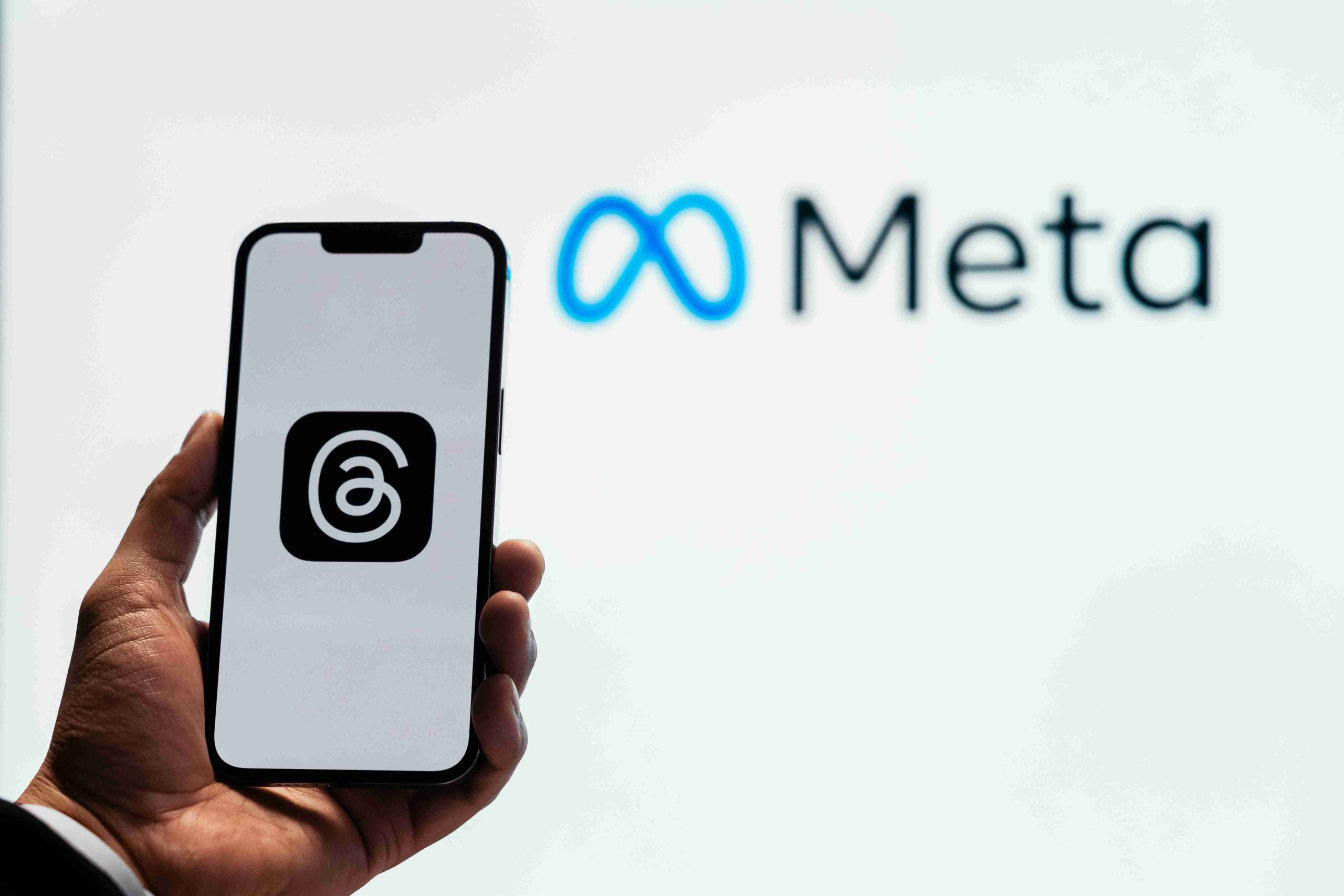 meta rolls out ad trial on threads