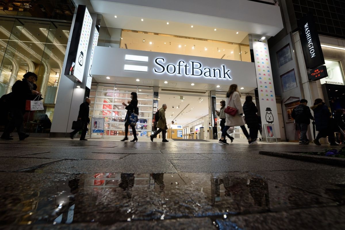 softbank eyes $25 billion investment in openai