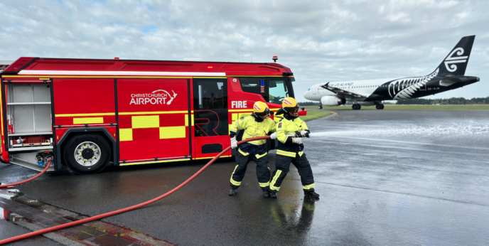 christchurch airport electric fire truck