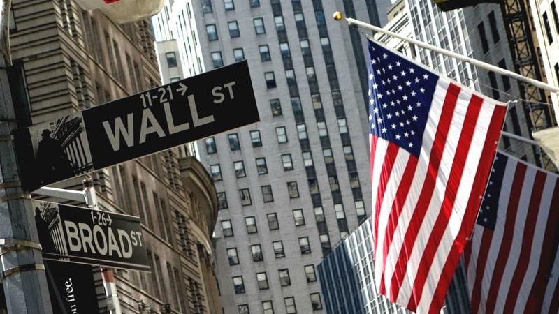 us economy maintains steady growth but headwinds approach