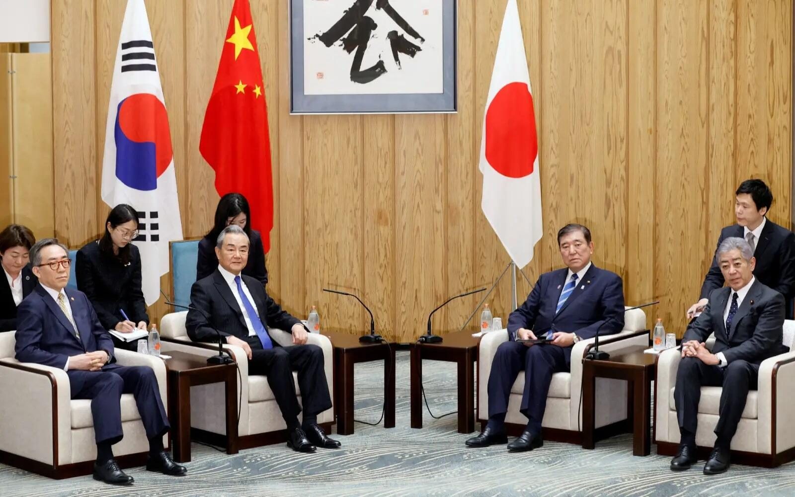 east asian nations unite against us trade policies