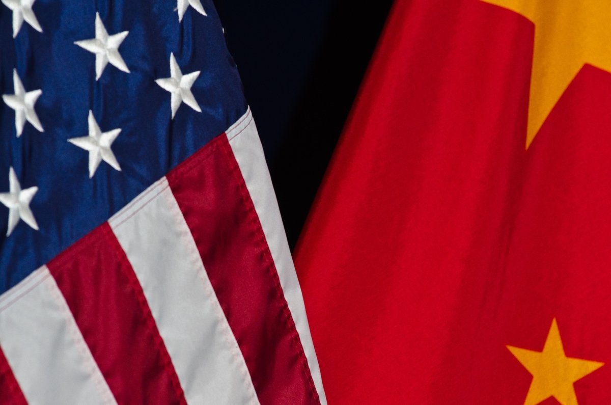 usa china flags