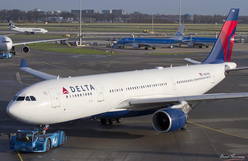 airlines cancel flights, change routes after israel strikes iran