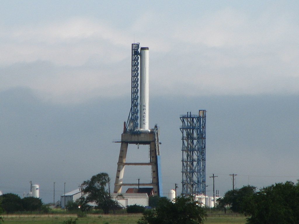 osha probes crane collapse at spacex texas facility