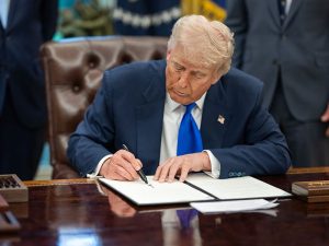 white house trump 9 ie