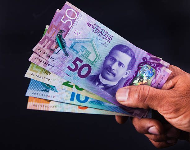 new zealand cash