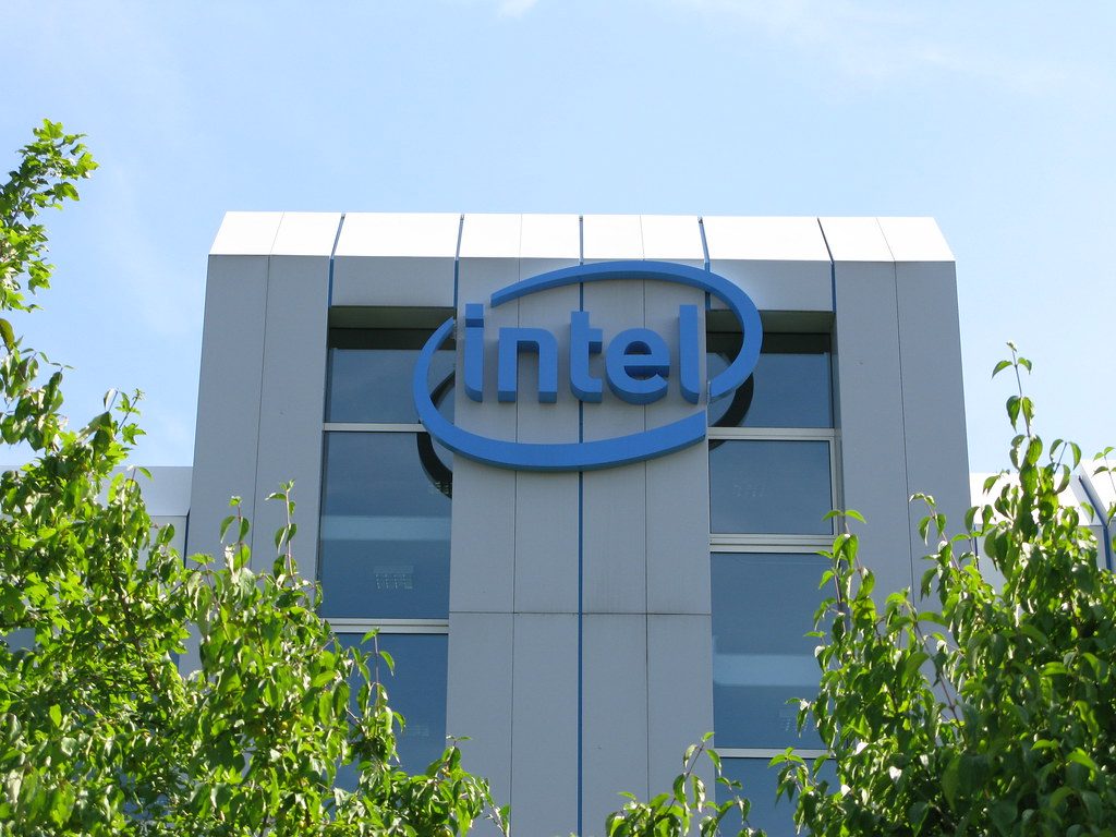 intel shakes up leadership with new exec departures, hires